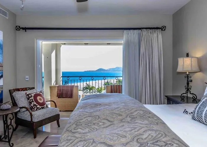 Tortuga-world Class Ocean Front Villa5 500ft Holiday home
