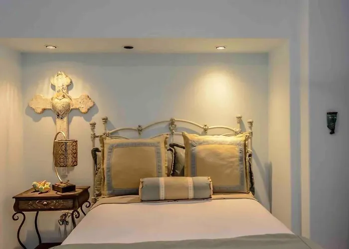 Tortuga-world Class Ocean Front Villa5 500ft Holiday home